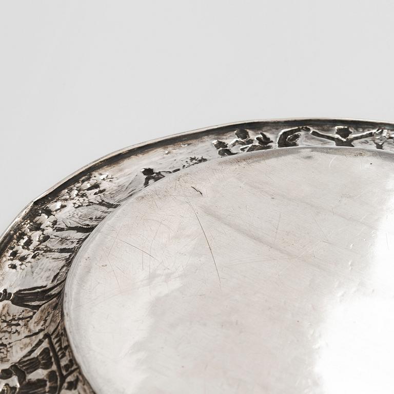 A silver tray, Germany, first half of the 20th century.