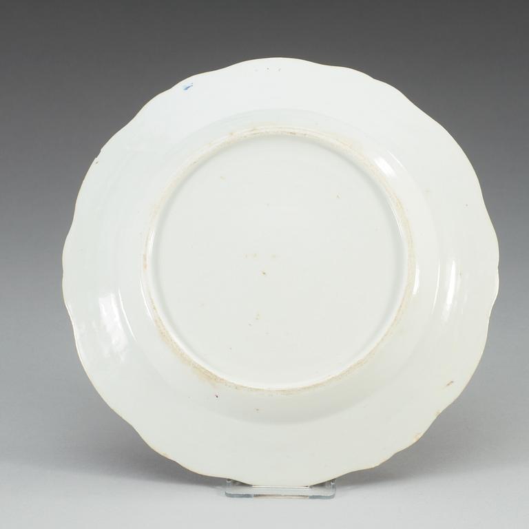 TALLRIKAR, 10 stycken, kompaniporslin. Qing dynastin, Qianlong (1736-95).