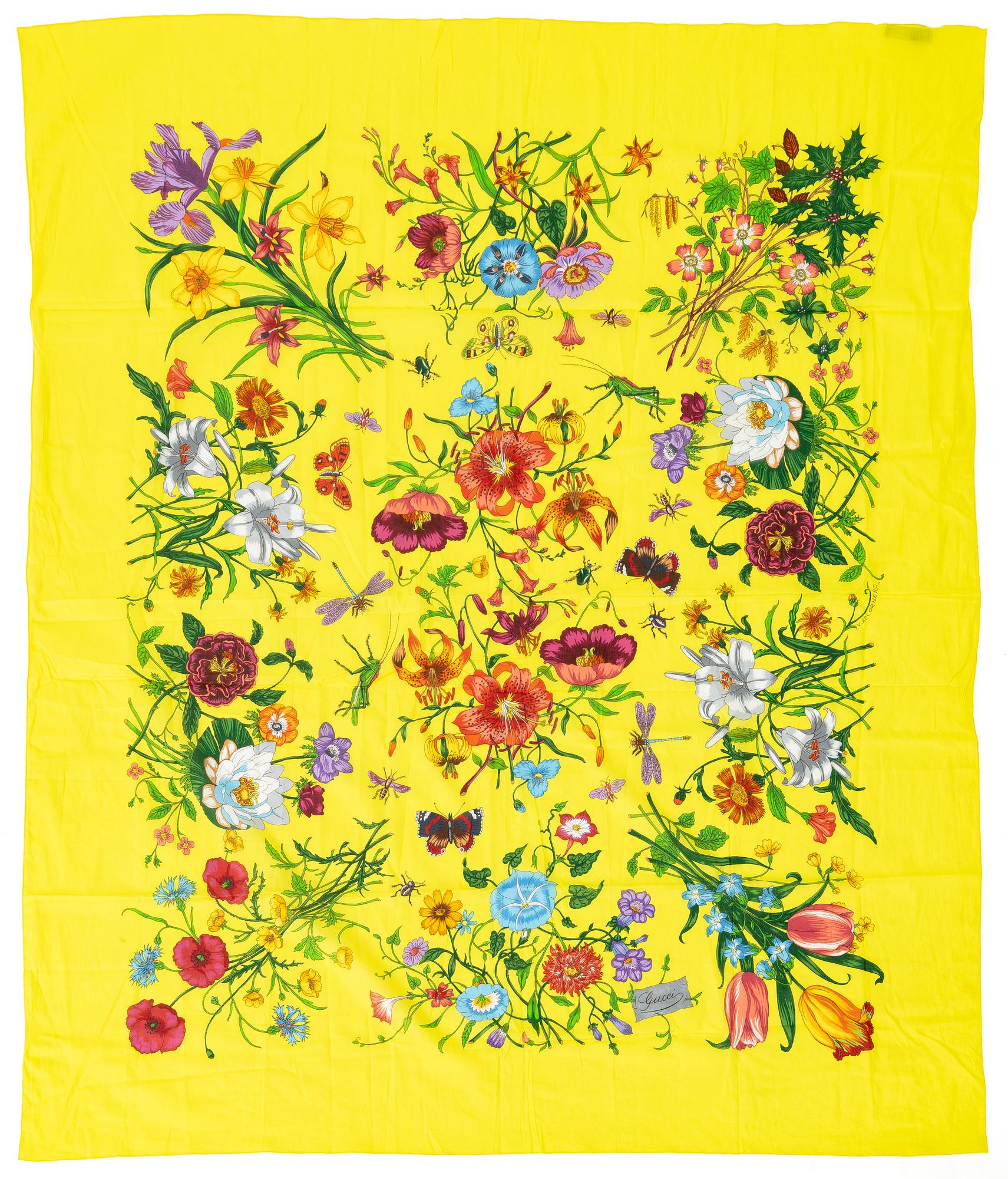 Gucci, Sarong / sjal, "Flora".