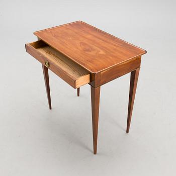 BORD, gustavianskt 1700-talets slut.