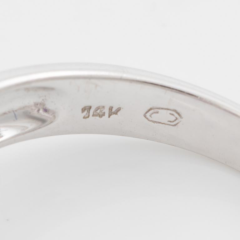 Ring, 14K white gold with amethysts and small diamonds.