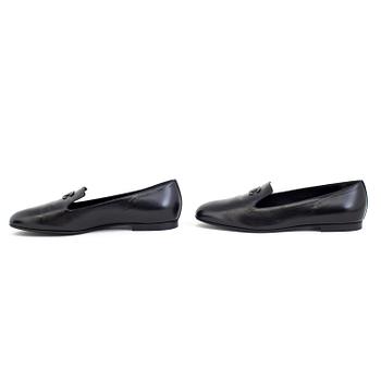 A pair of loafers by Chanel 2016, size 38.