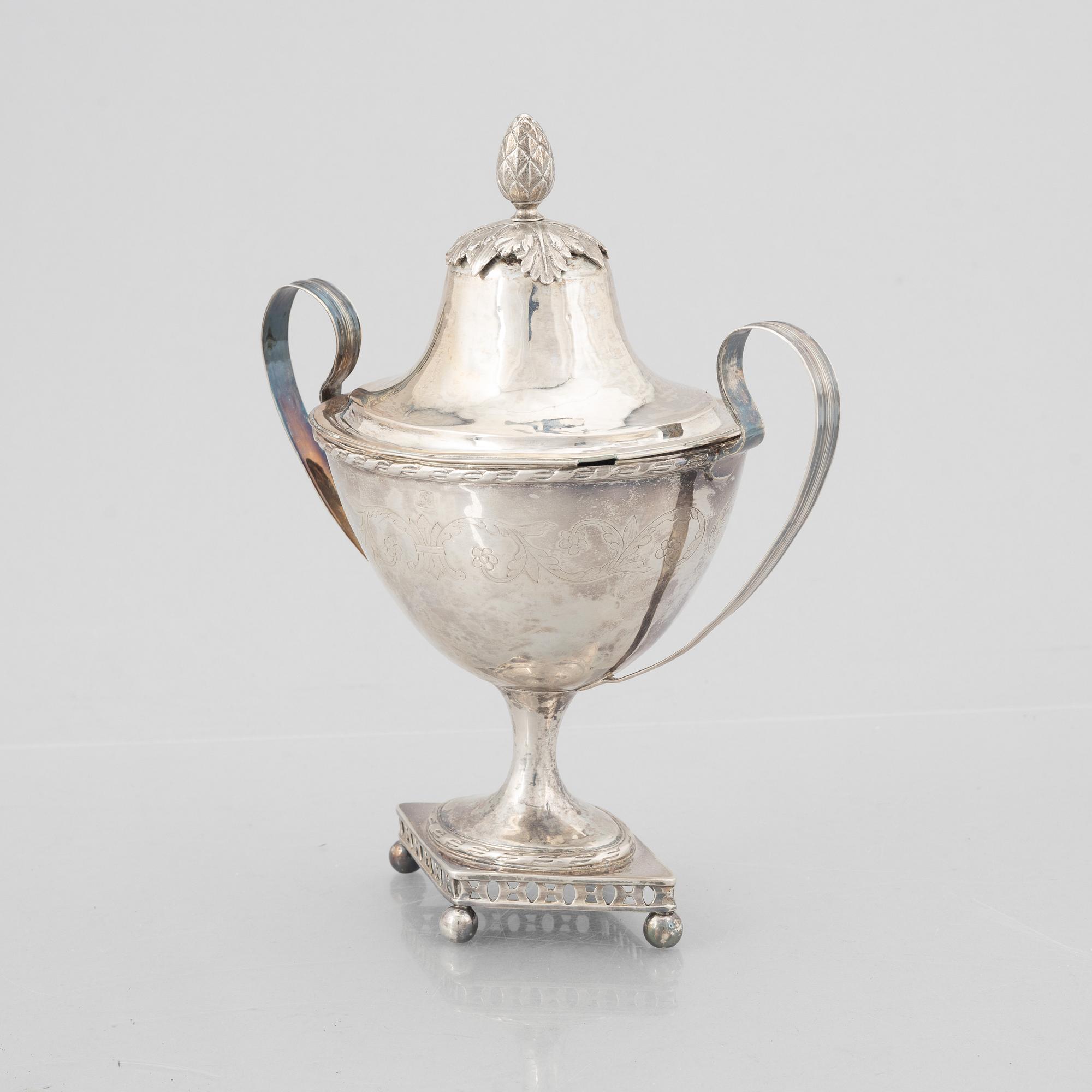 A Swedish Gustavian Lided Silver Sugar Bowl, mark of Johan Henrik Leffler, Falun 1810.
