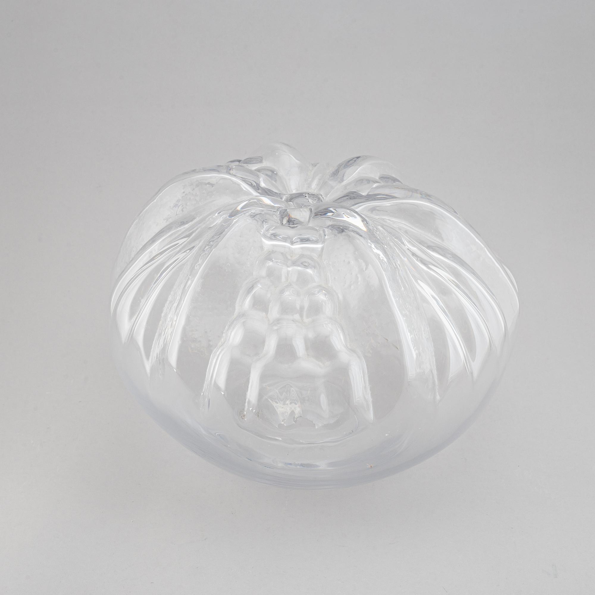 Lars Hellsten, attributed to. A pumpkin glass sculpture.