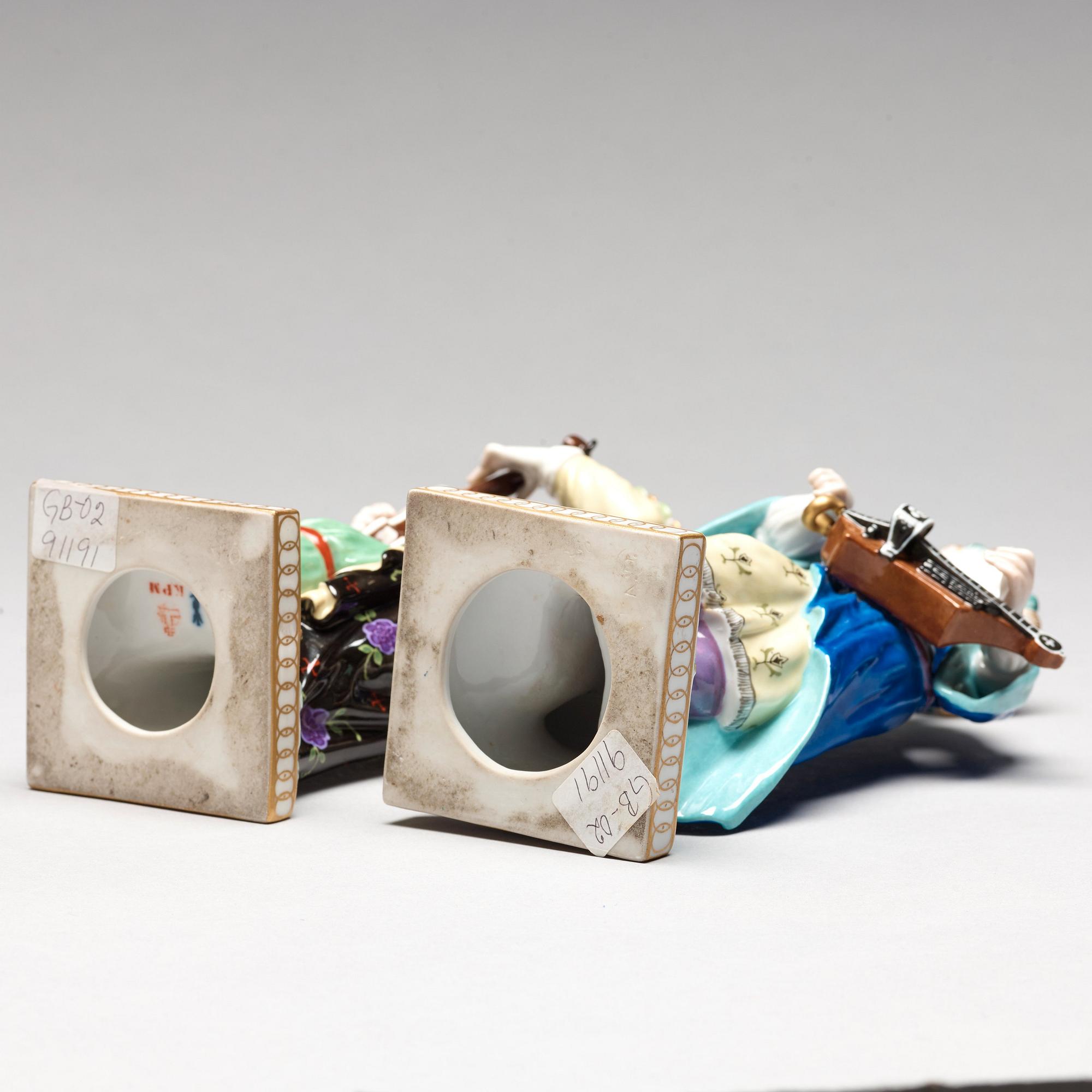 FIGURINER, ett par, porslin. Berlin, omkring 1900.