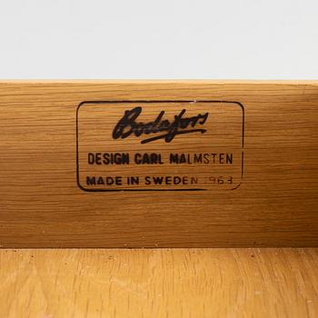 Carl Malmsten, skåp, ” Herrgården”.