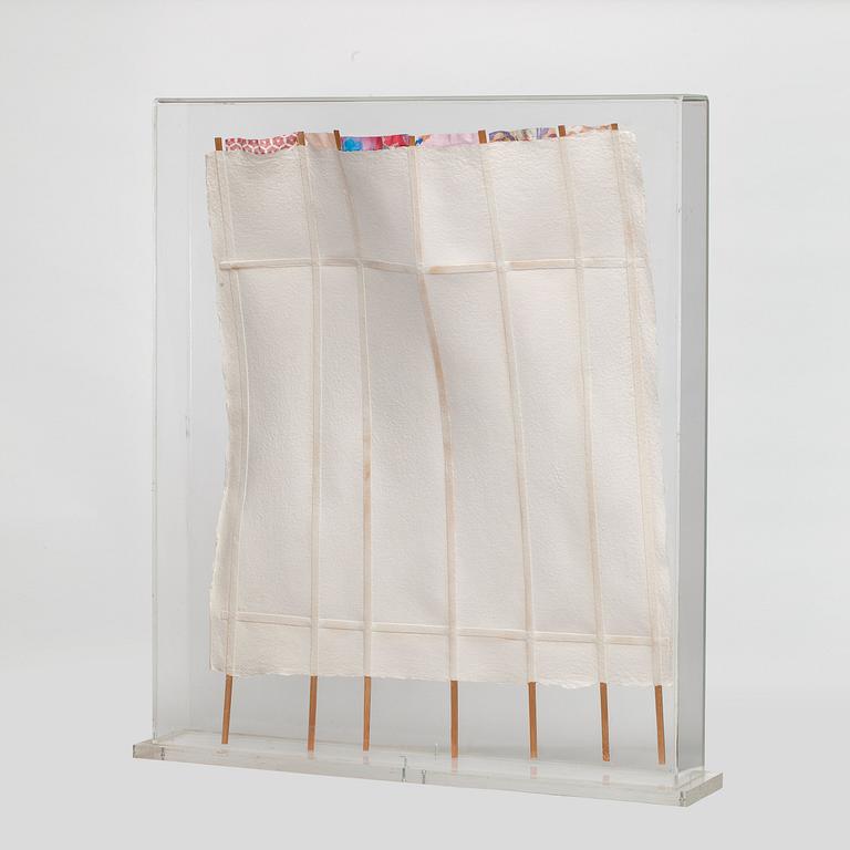 ROBERT RAUSCHENBERG, multipel. Handgjort papper, bambu och tyg, 1975, signerad med blyerts 17/28.
