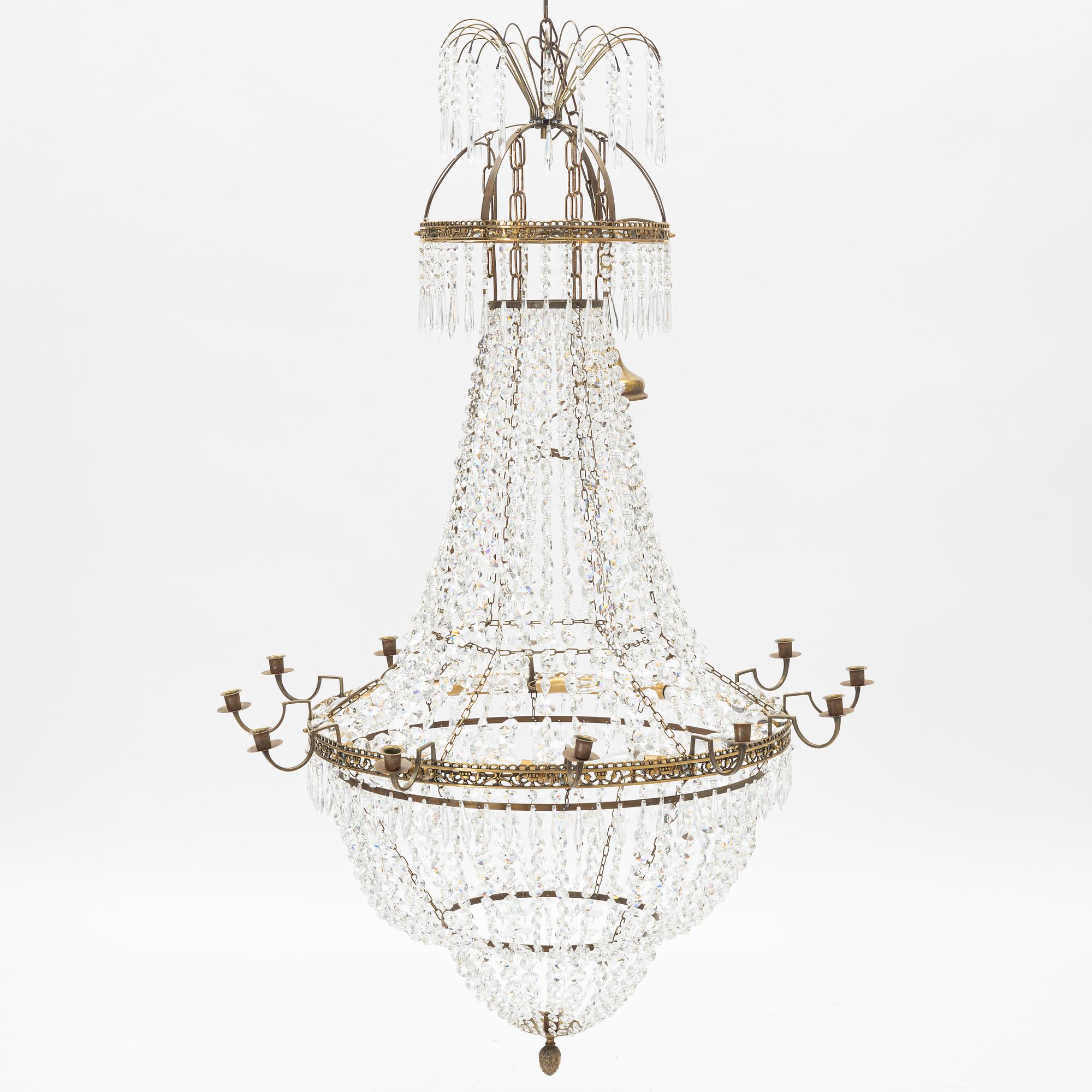 Ljuskrona, gustaviansk stil, 2000-tal.