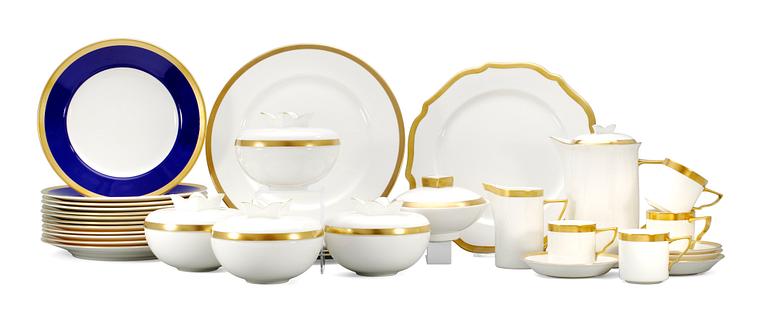 A Karin Björquist 28 pcs bone china "Nobel" service for Rörstrand.