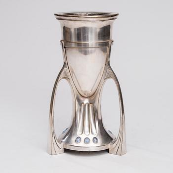 VAS, försilvrad mässing, Jugend, 1900-talets början.