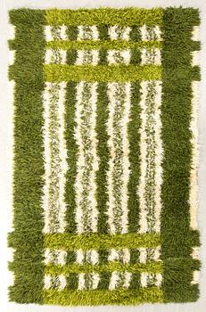 Matta rya "Estrad" Taberg maskinsydd ca 238x164 cm.