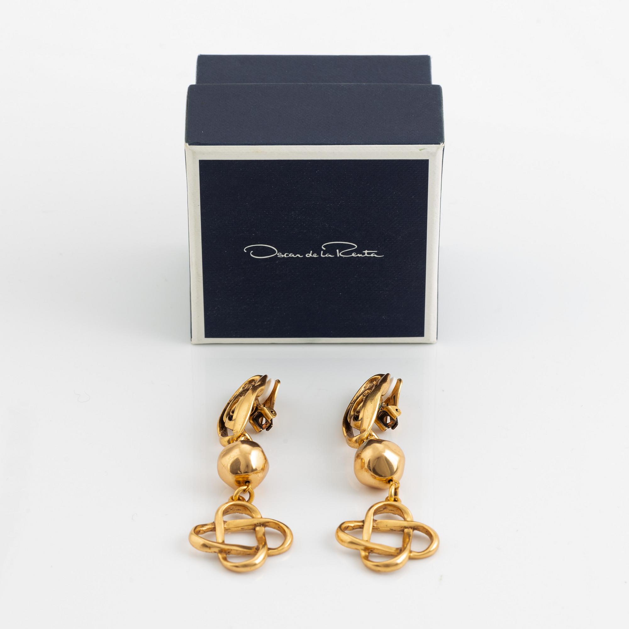 Oscar de la renta clip on earrings sale clearance