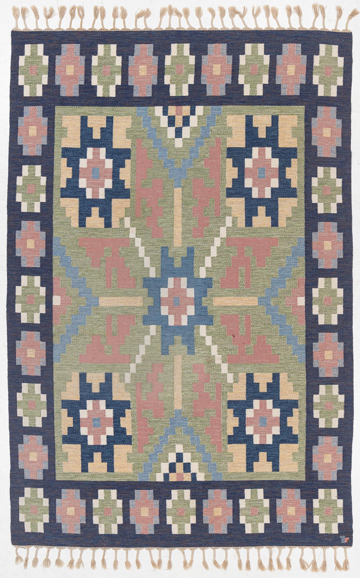 Erik Lundberg, flat weave, Vävaregården, approx. 310 x 205 cm.