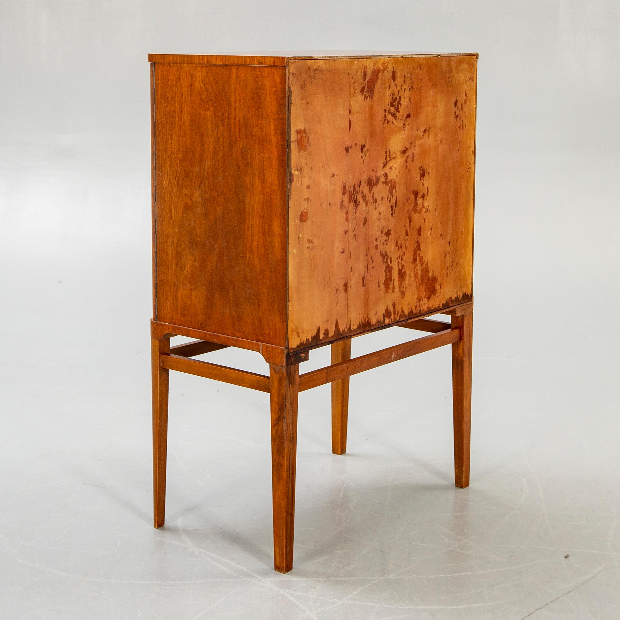 Skåp, Swedish Modern, H.N. Nordéns Möbelaffär, Malmö, 1940-50-tal.