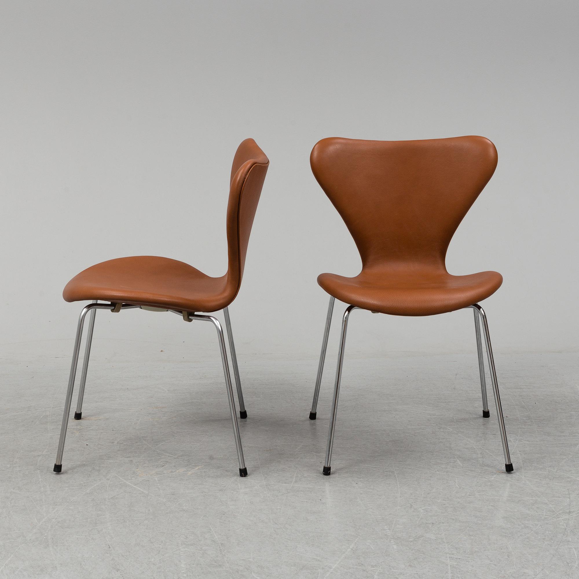 ARNE JACOBSEN, six leather 'Series 7' chairs, Fritz Hansen, Denmark.