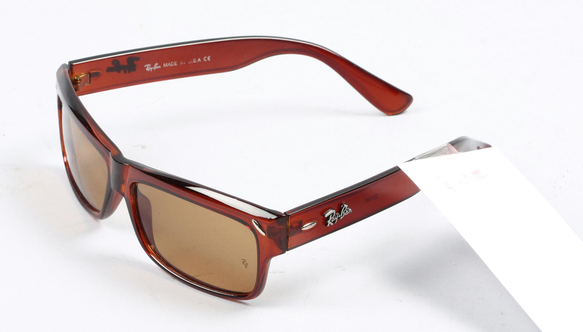 SOLGLASÖGON, Ray Ban, USA.