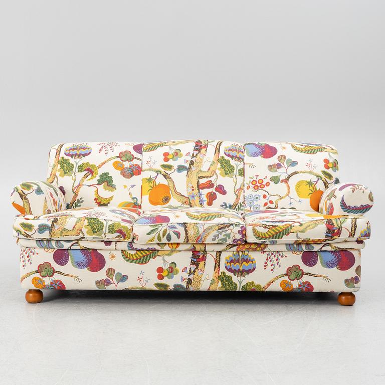 Josef Frank, a model 703 sofa, Svenskt Tenn, 2017.