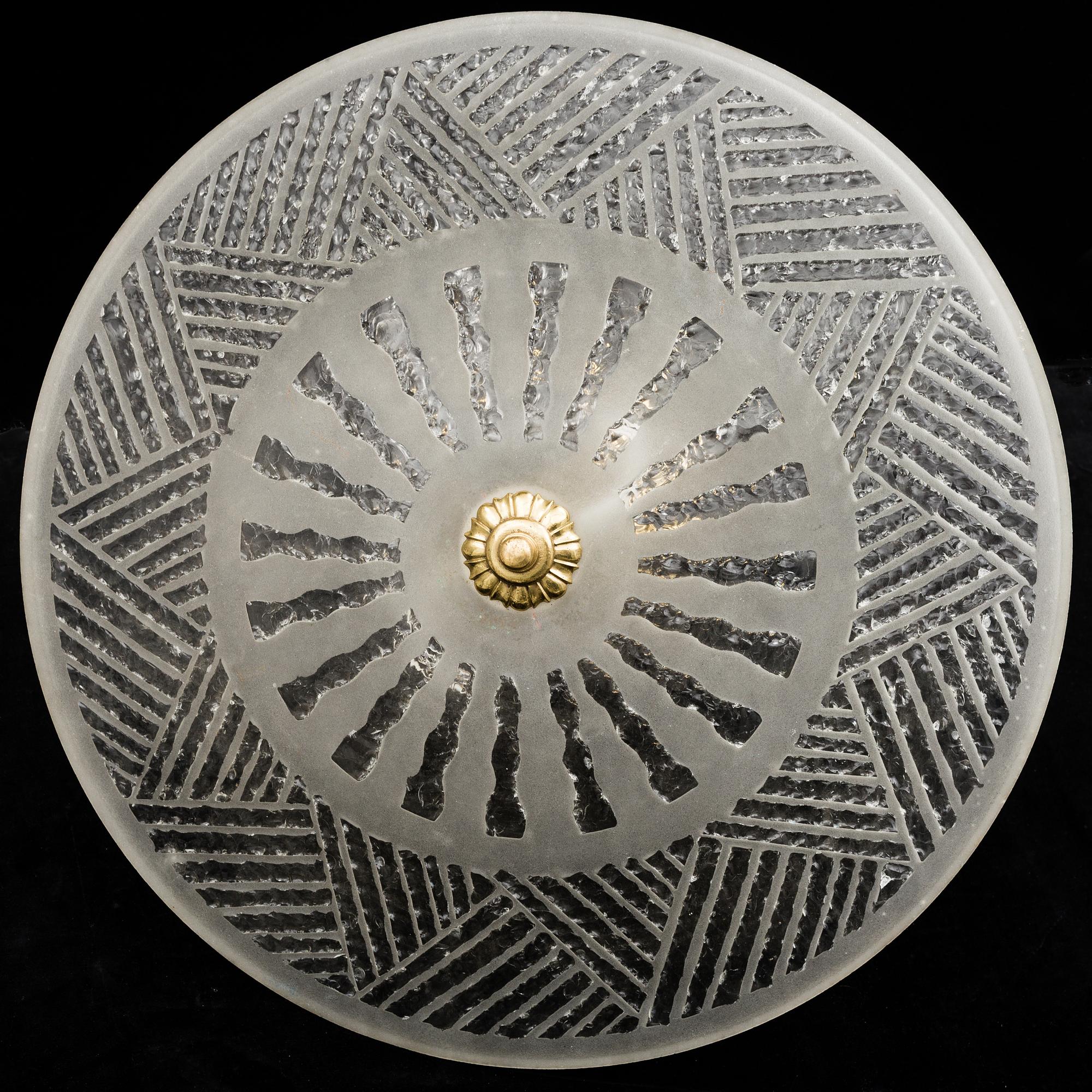A 1940s / 50s ceiling light. Height ca 40 cm.