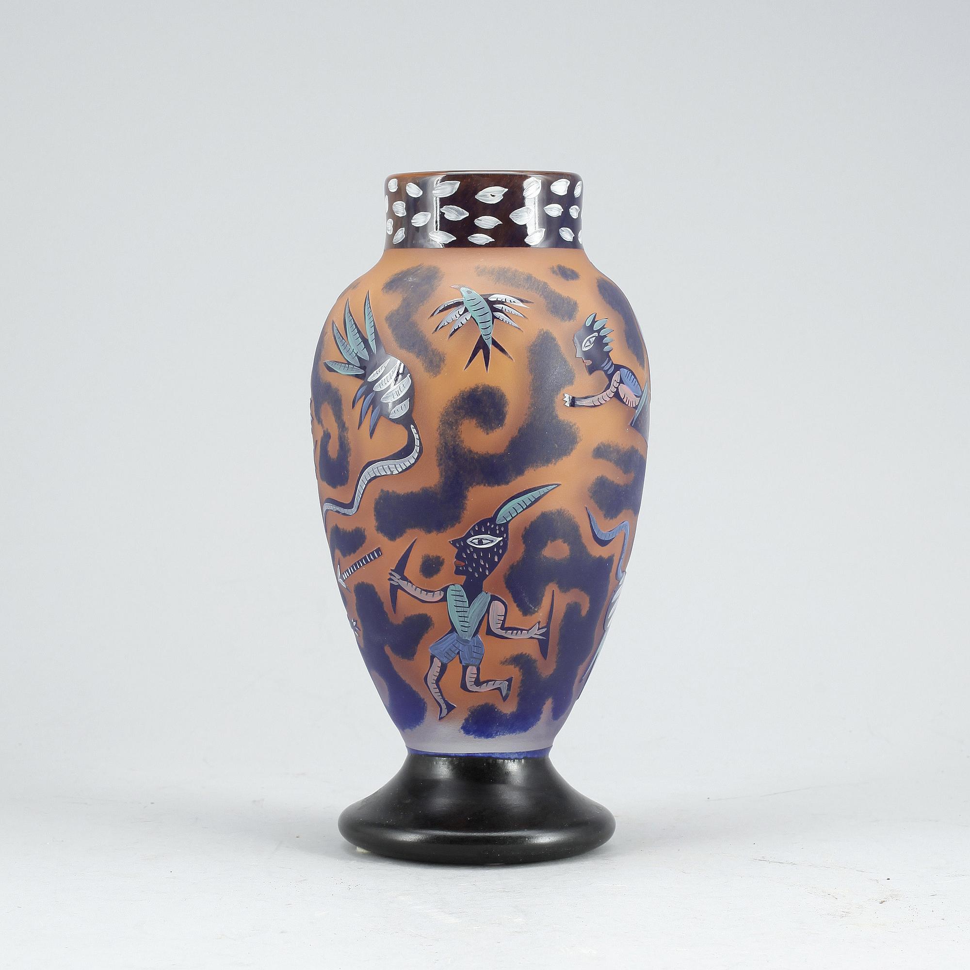 VAS, glas, Ulrica Hydman-Vallien, Kosta Boda, signerad.
