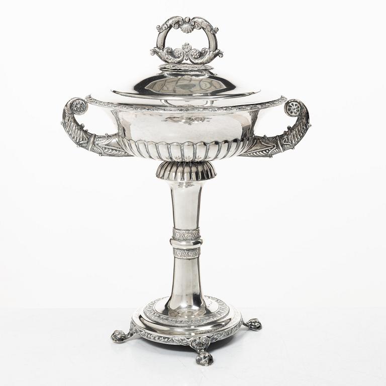 A Swedish silver Empire lided sugar bowl, mark of Carl Wilhelm Troselius, Stockholm 1834.