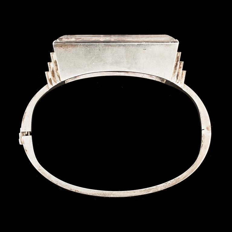 A Wiwen Nilsson sterling and rock crystal bangle, Lund 1937.
