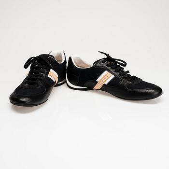 SKOR, Louis Vuitton.