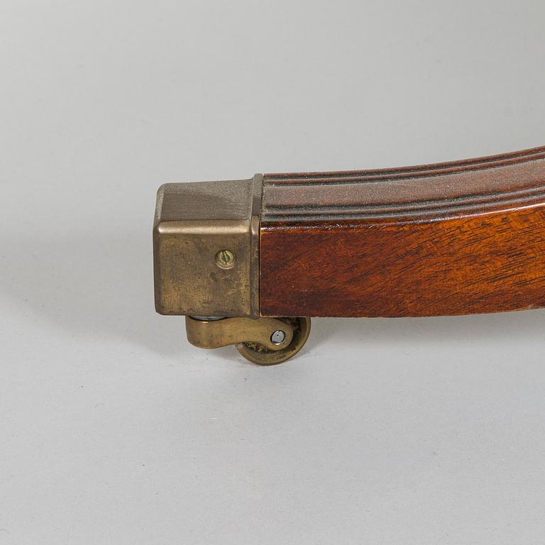 Matbord och stolar, 8 st, England 1970-tal.