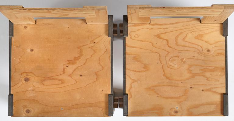 Woytek Weidne and Caroline Axell, "POP UP CHAIR", stolar, ett par, utförda i 60 exemplar av Martin Altwegg 2014.