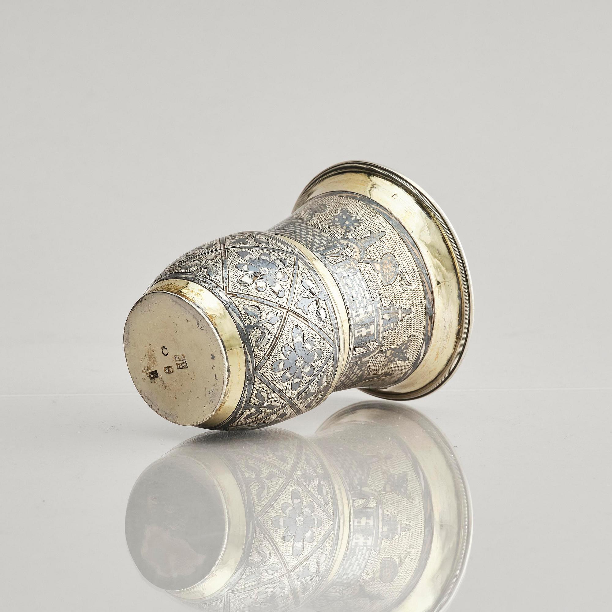 A Russian silver-gilt niello beaker, Moscow 1837. Unidentified maker. Assay master Nikolaj Bubrovin.