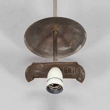 Paavo Tynell, a mid-20th century '1602/1685' pendant light for Idman.