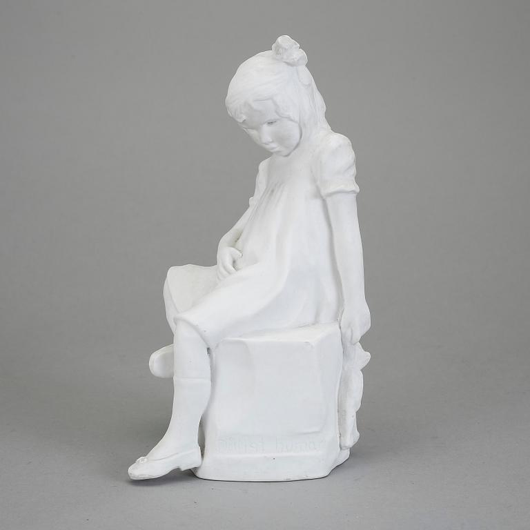 FIGURIN, parian, otydligt signerad, 1900-talets början.