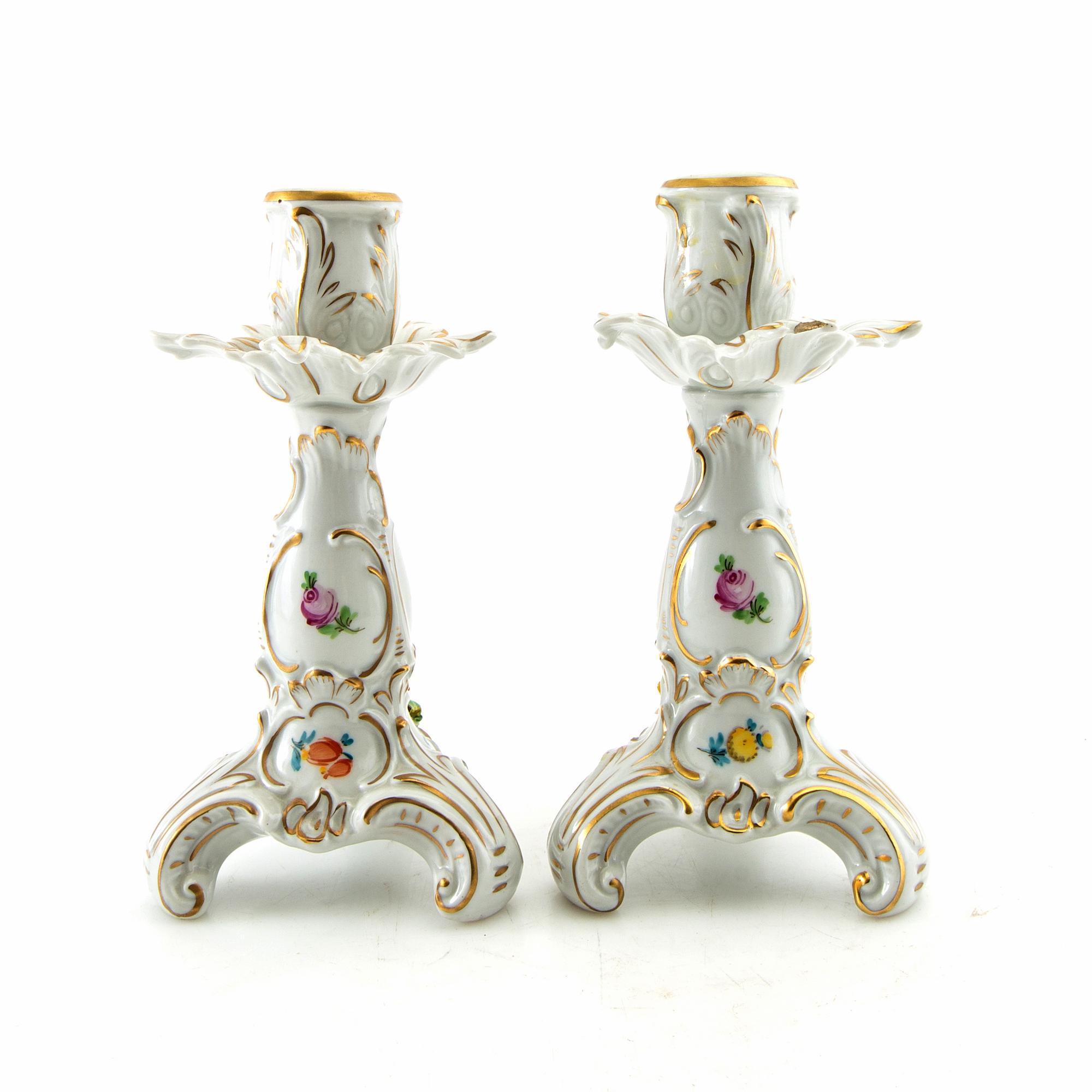 Bowl and candlesticks, a pair, Rococo style, Germany, first half of the 20th century, porcelain.