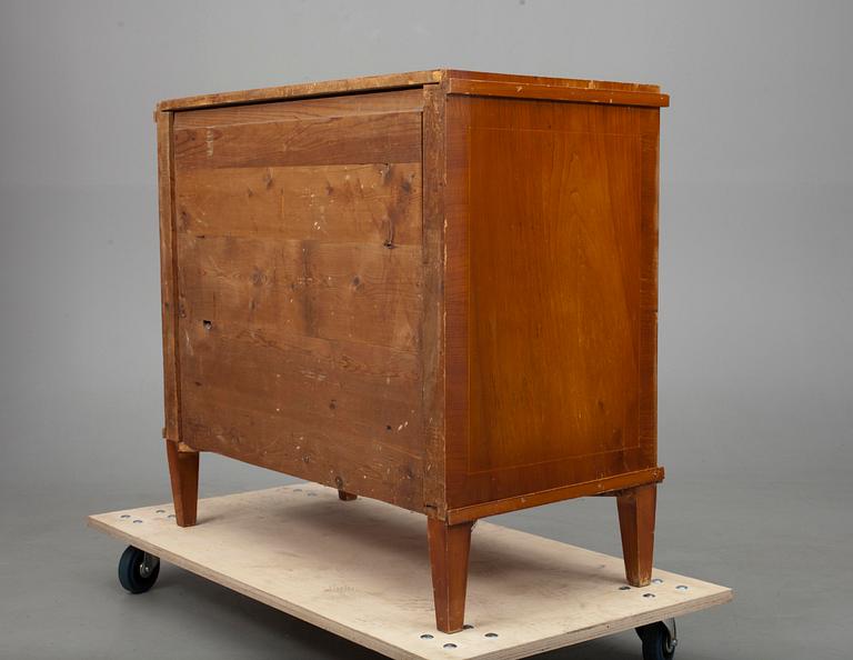 BYRÅ, gustaviansk stil, 1800-talets mitt.