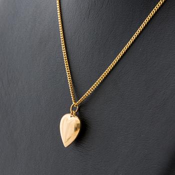 CHAIN and HEART-SHAPED PENDANT, 18K gold, 8,5 g.