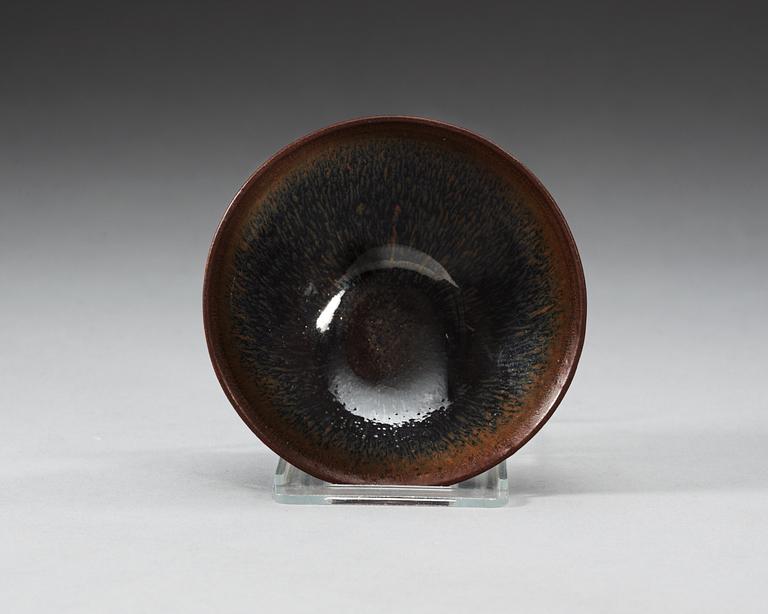 A temmoku bowl, Song dynasty (960-1279).