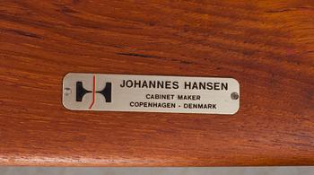 KARMSTOLAR, ett par, "JH-513", Hans J. Wegner, Johannes Hansen.