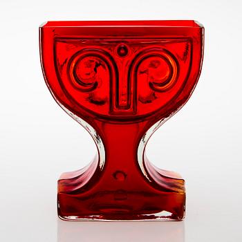 HELENA TYNELL, a 'Victoriana' vase Riihimäen Lasi Oy. In production 1970-1971.