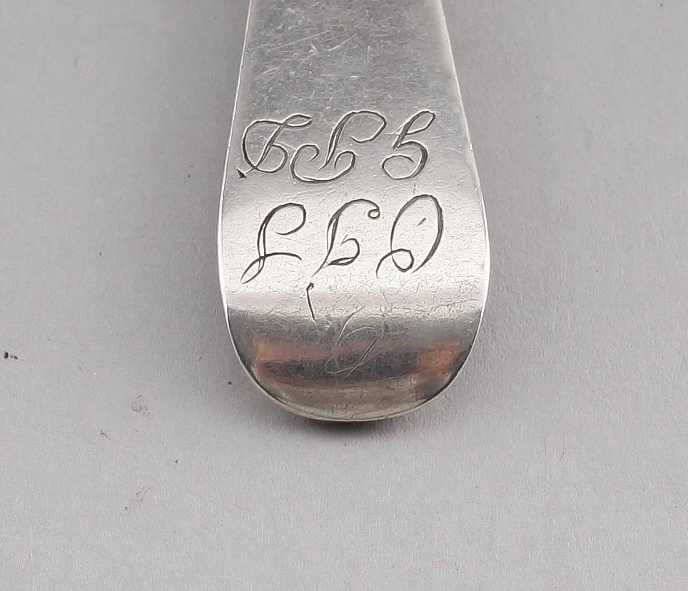 MATSKED, silver, Petter Bernegau, Stockholm 1725. Vikt ca 50 g.