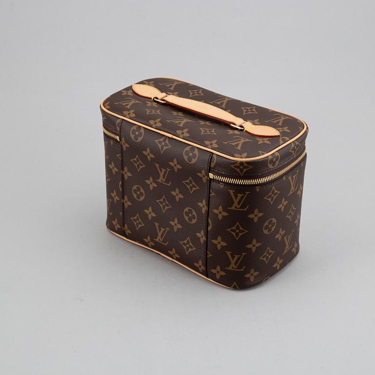 LOUIS VUITTON, a monogram canvas 'Nice BB' vanity case, 2017.