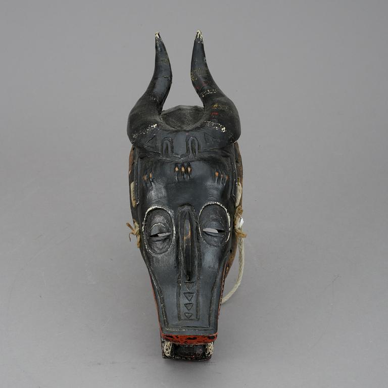 MASK, Västafrika, 1900-tal.
