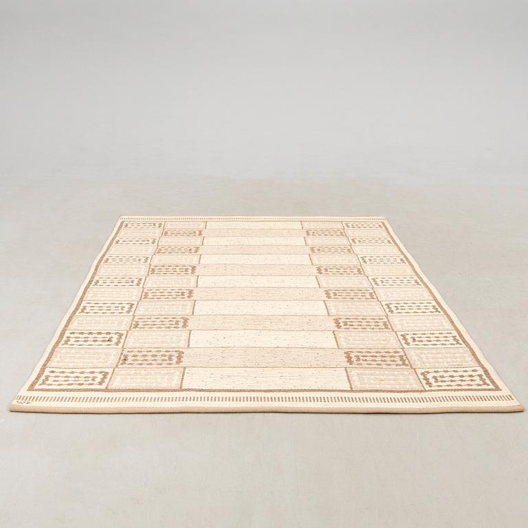 Rug, röllakan, signed WF, approx. 237x161 cm.