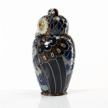Mark Marshall, tillskriven, urna med lock, stengods, Doulton Lambeth, England, omkring 1900.