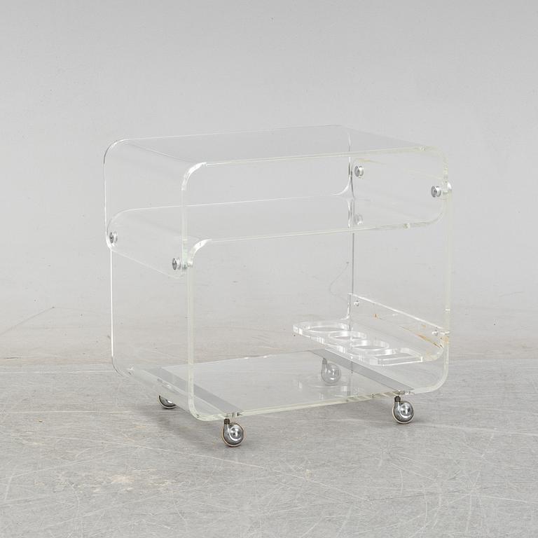 A plastic drinks trolley, second half of the 20th Century.