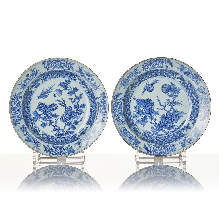 Eleven pieces of porcelain, China, Qing dynasty, Qianlong (1736-95).