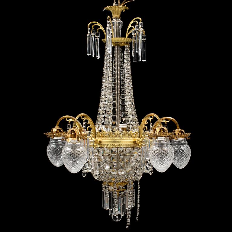 A 20th century ceiling light.