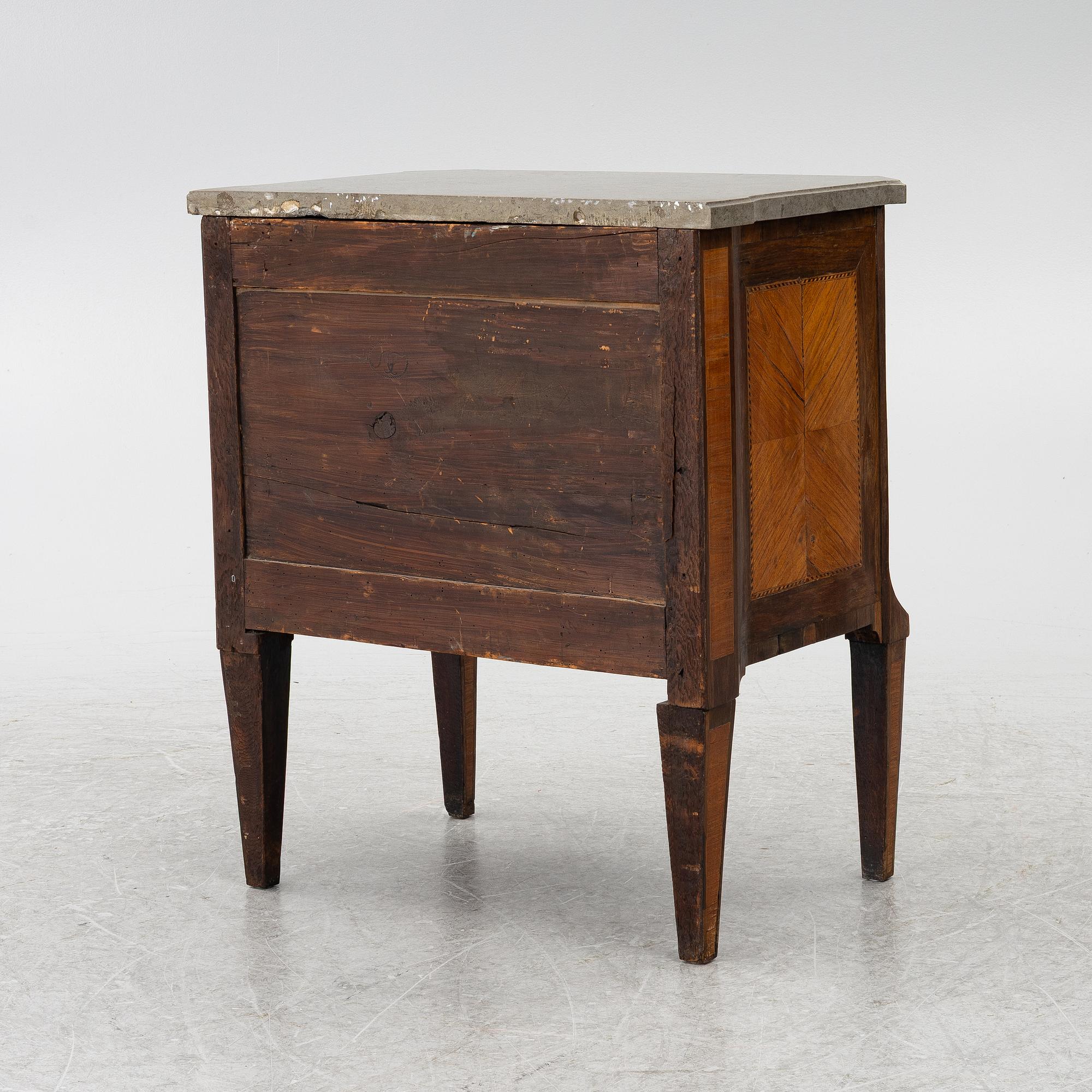 Chest of drawers, Louis XVI style, 19th century.
