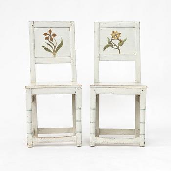 A pair of Swedish chairs, 18th/19th century.