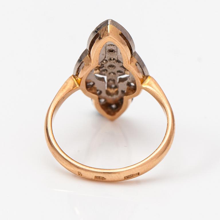 A 14K gold ring with diamonds ca. 0.45 ct in total. Soviet union.