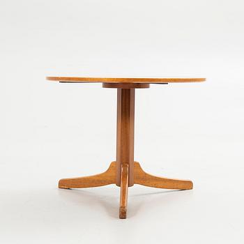 Josef Frank, Coffee table, model 560, Svenskt Tenn, 1940s.