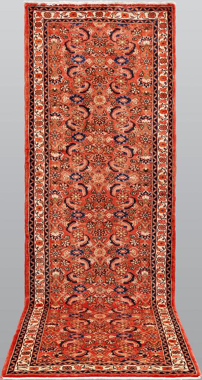 A Hamadan runner, approximately 286 x 98 cm.